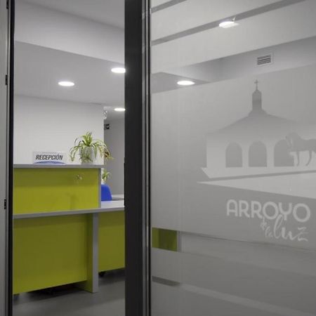 Hostel Divino Morales Arroyo de la Luz المظهر الخارجي الصورة