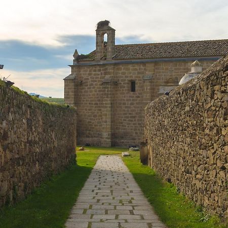 Hostel Divino Morales Arroyo de la Luz المظهر الخارجي الصورة